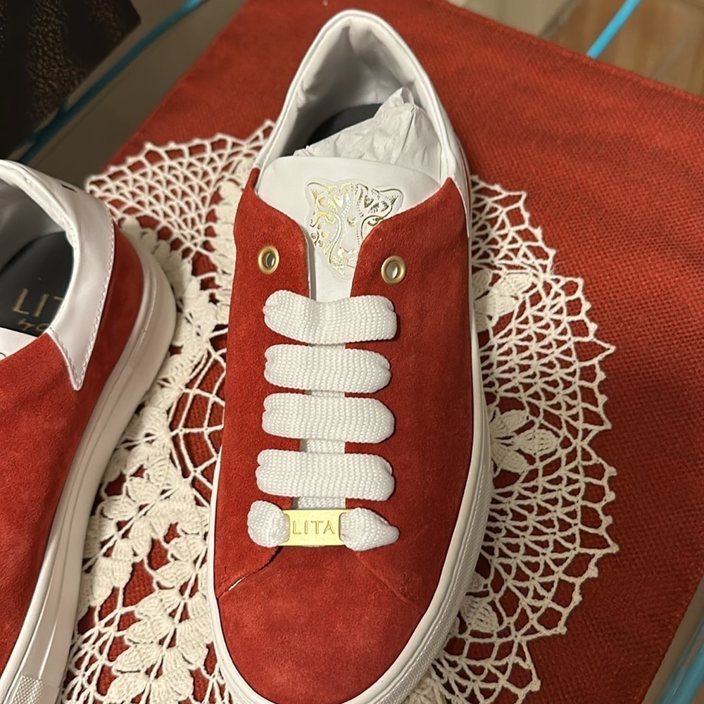 NWT Lita by Ciara sneaker. Italian leather and suede. - Picture 3 of 11
